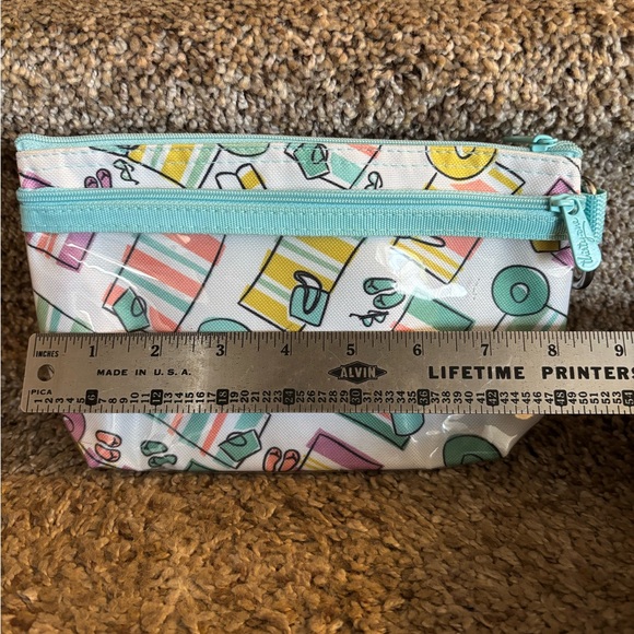 Thirty - Picture 3 of 6